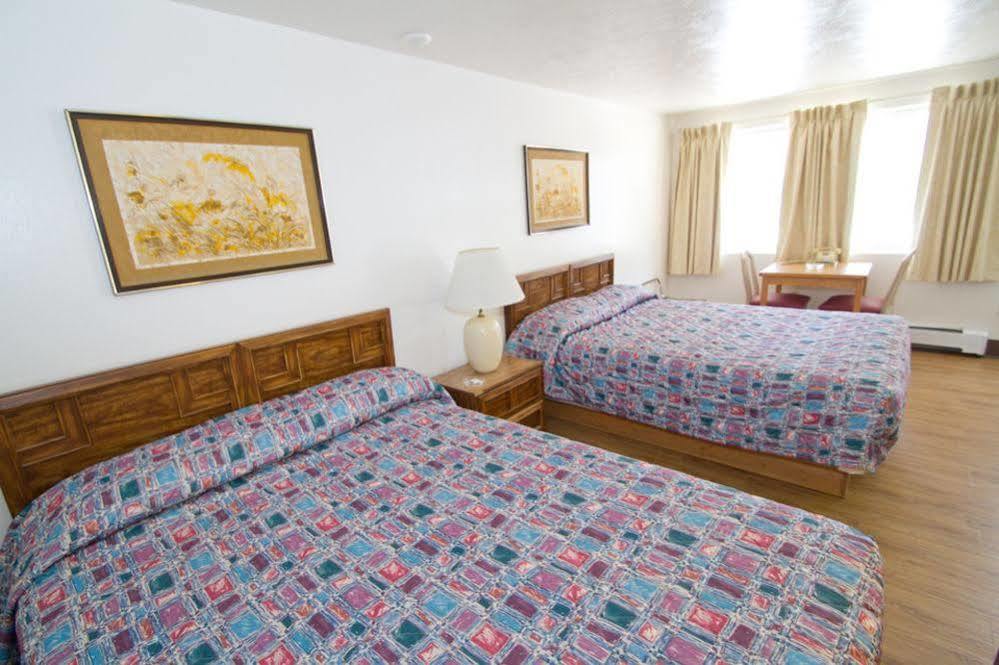 Brooks St. Motor Inn Missoula Buitenkant foto